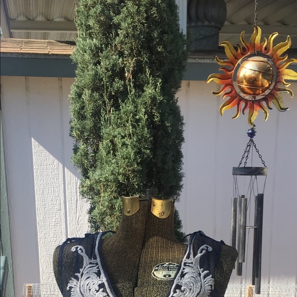 Dress - Picture 3 of 4